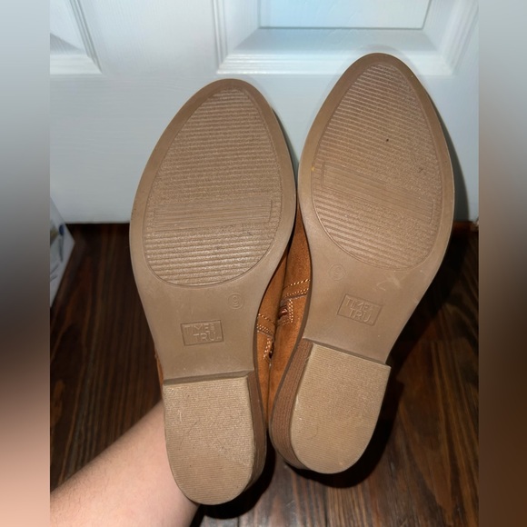 NEW Time & Tru size 9 Brown Suede Ankle Boots - Picture 5 of 5